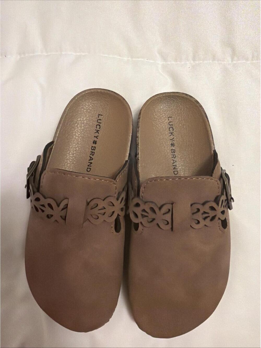 Lucky Brand Child Shoes Unisex Size 13. New